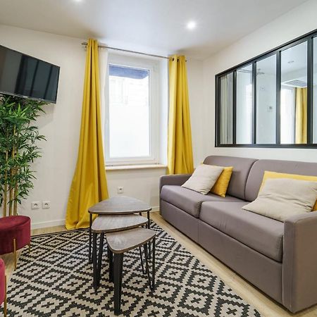 Parisian Flat With Sauna Экстерьер фото